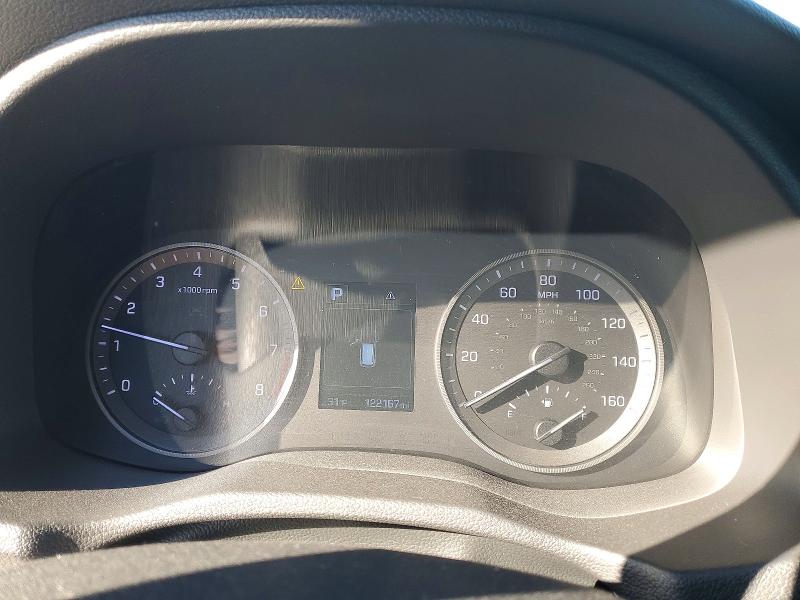 Photo 9 from auction – 2016 HYUNDAI TUCSON LIM with VIN KM8J3CA22GU059126