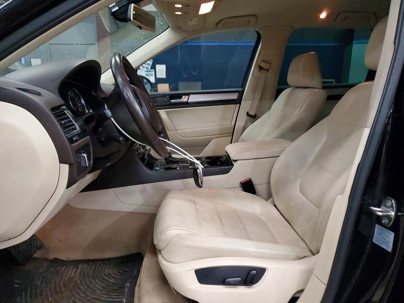 Photo 7 from auction – 2013 VOLKSWAGEN TOUAREG with VIN WVGEF9BPXDD002481