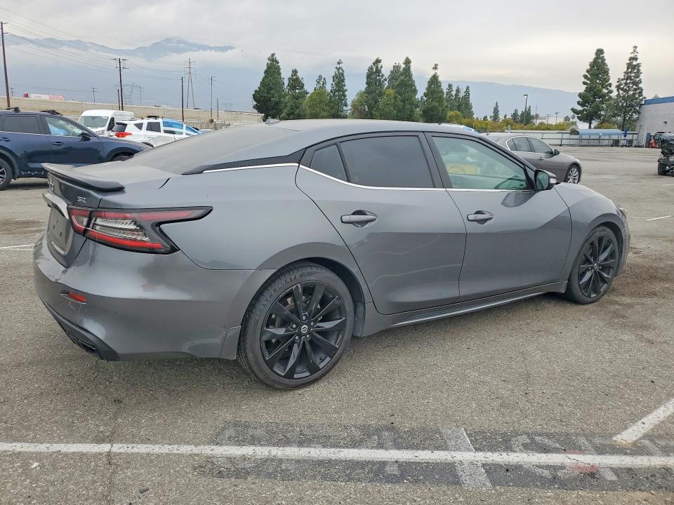 Photo 3 from auction – 2019 NISS MAXIMA with VIN 1N4AA6AV5KC382533