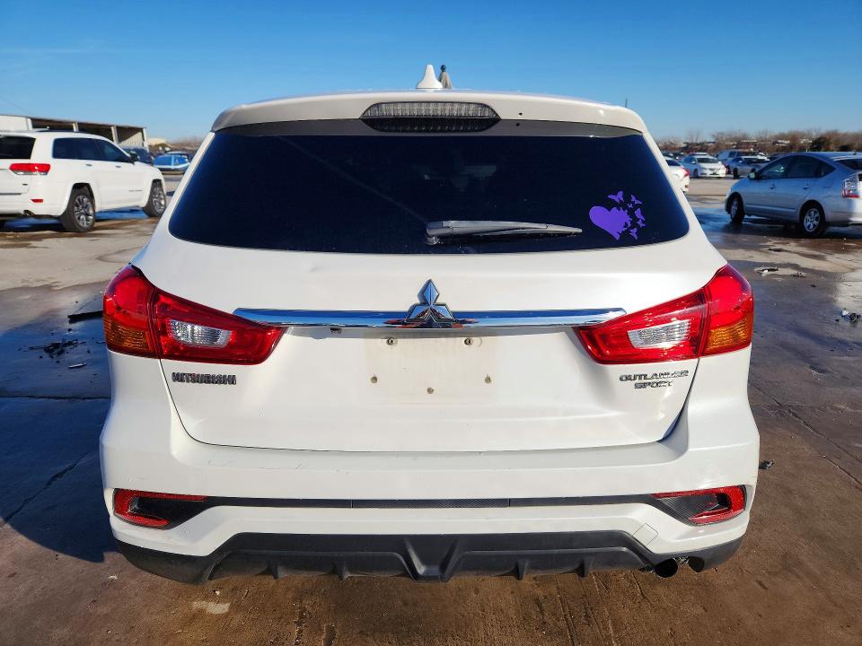 Photo 6 from auction – 2018 MITSUBISHI OUTLANDER with VIN JA4AP3AU3JZ014999