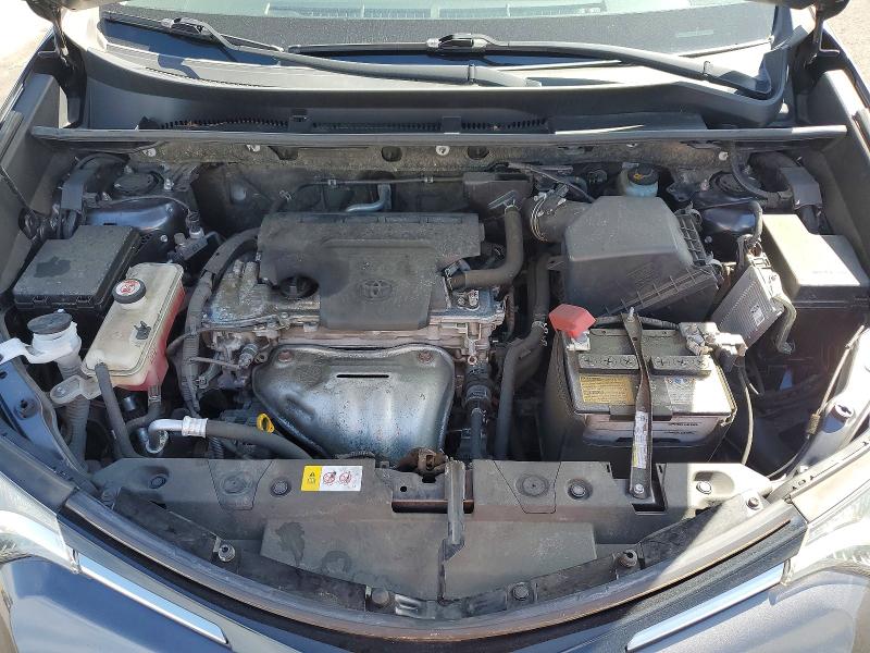 Photo 12 from auction – 2018 TOYOTA RAV4 with VIN JTMWFREV5JJ156516