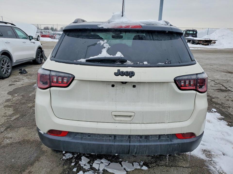 Photo 6 from auction – 2019 JEEP COMPASS with VIN 3C4NJCBBXKT763121
