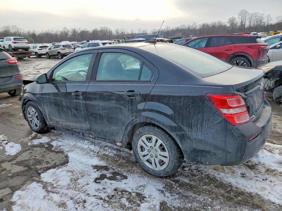 Photo 2 from auction – 2017 CHEVROLET SONIC with VIN 1G1JB5SH8H4157383