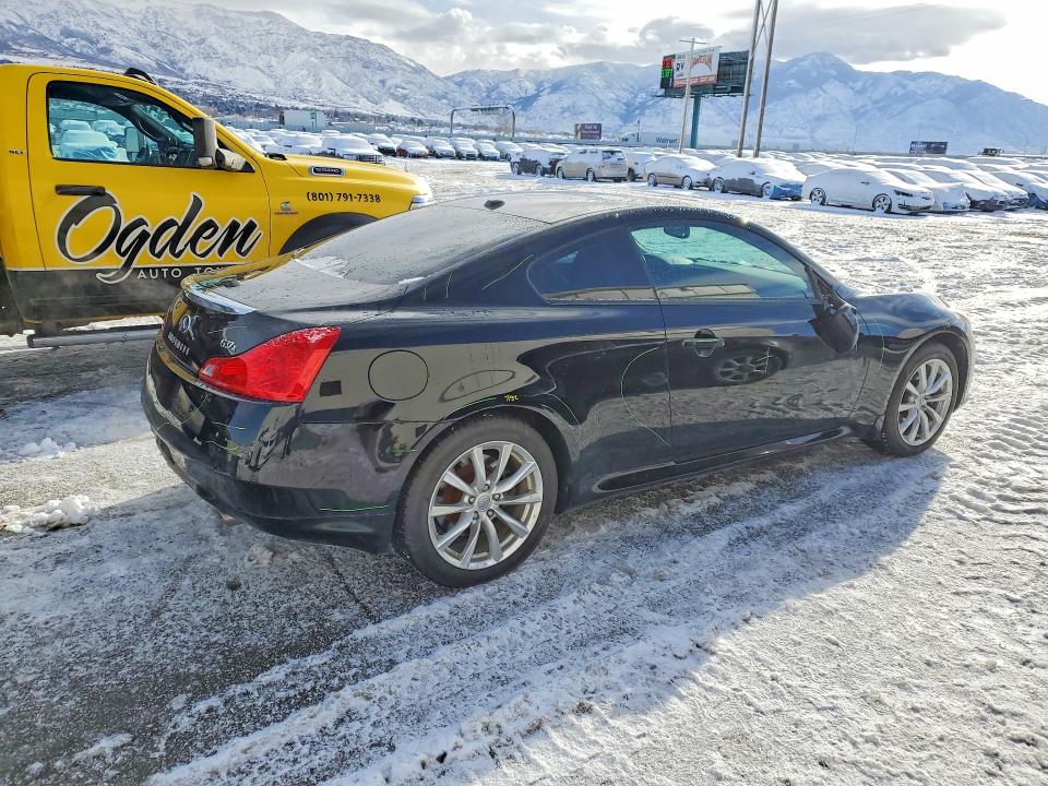 Photo 3 from auction – 2011 INFINITY G37 COUPE with VIN JN1CV6EL0BM261552