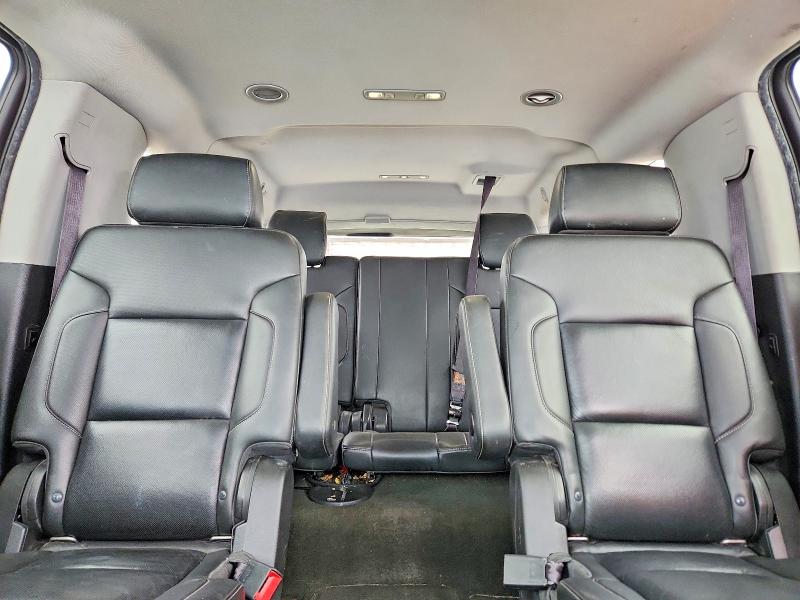 Photo 10 from auction – 2017 CHEVROLET SUBURBAN with VIN 1GNSCJKC0HR176316