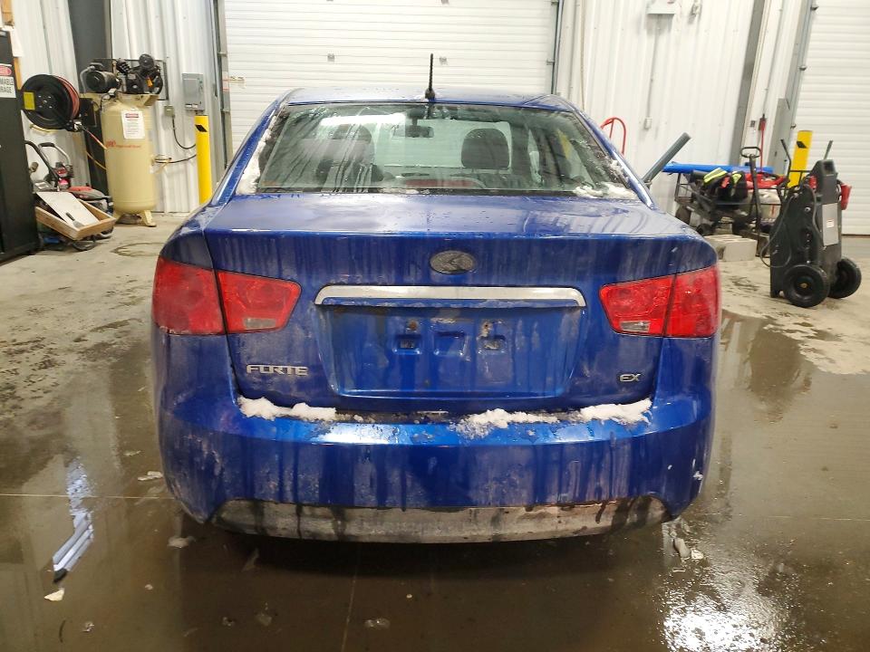 Photo 6 from auction – 2013 KIA FORTE with VIN KNAFU4A23D5691746