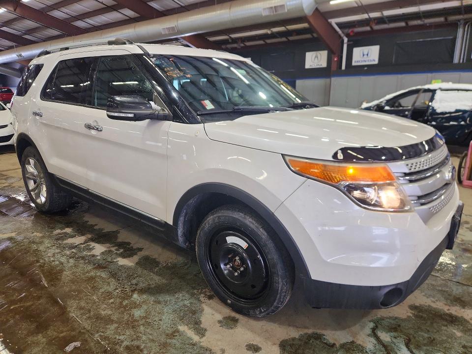Photo 4 from auction – 2014 FORD EXPLORER with VIN 1FM5K8D85EGA40650