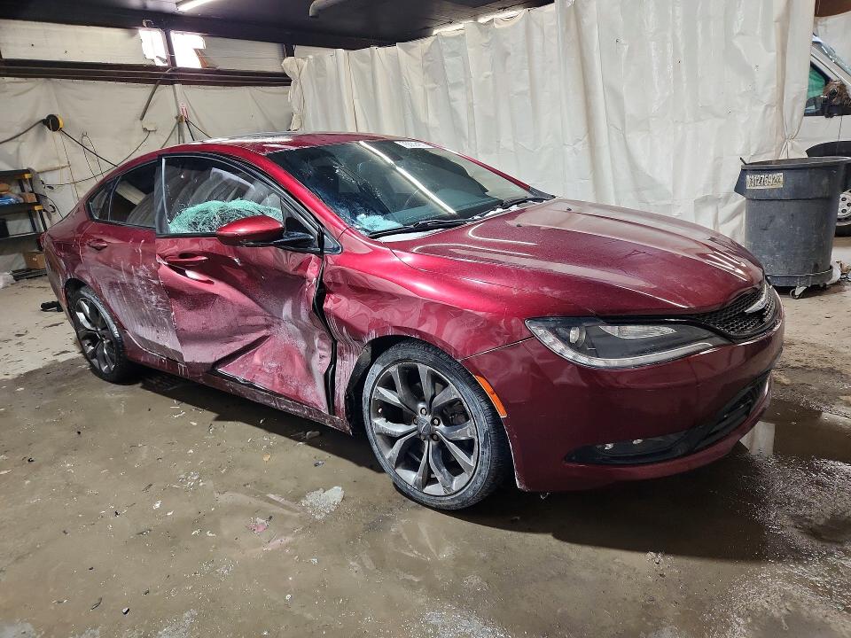 Photo 4 from auction – 2015 CHRYSLER 200 with VIN 1C3CCCBB6FN541896