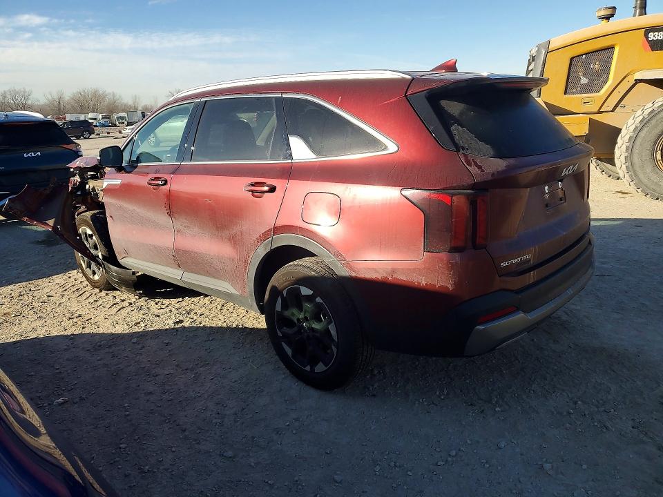 Photo 2 from auction – 2025 KIA SORENTO with VIN 5XYRLDJC5SG334553