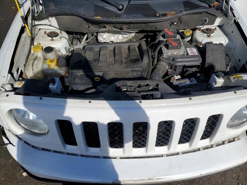 Photo 11 from auction – 2015 JEEP PATRIOT with VIN 1C4NJRFB7FD216316