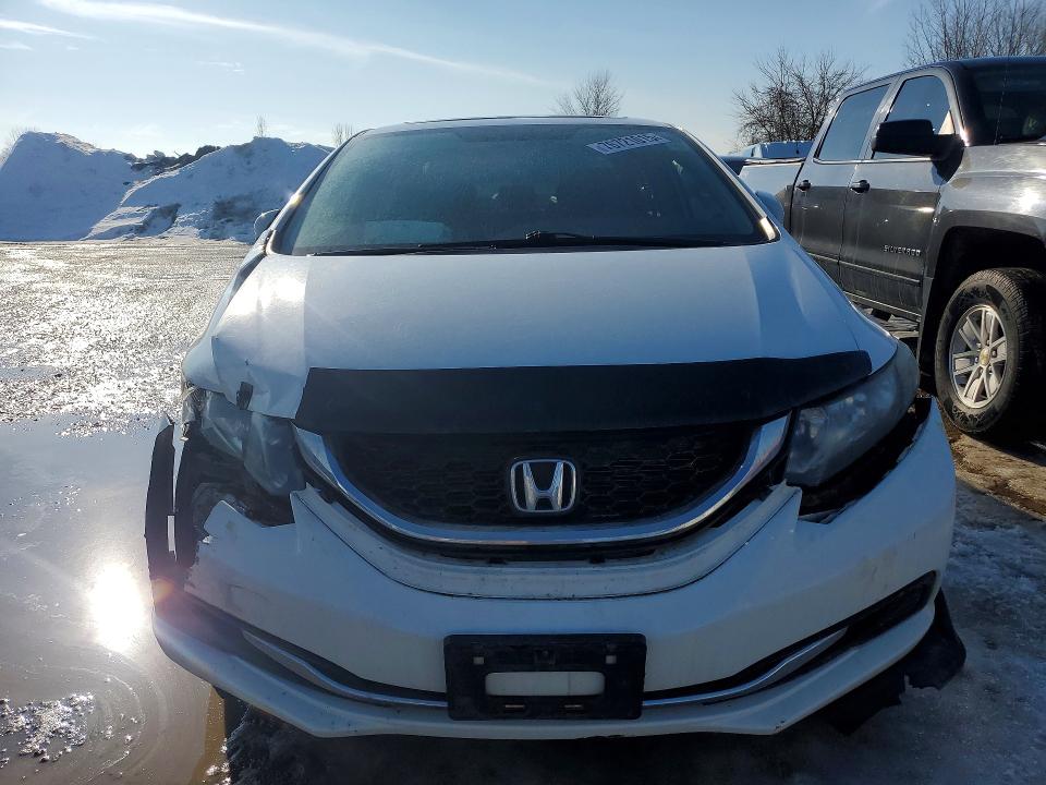 Photo 5 from auction – 2015 HONDA CIVIC with VIN 2HGFB2F54FH026867