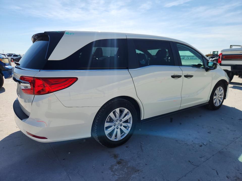 Photo 3 from auction – 2019 HONDA ODYSSEY with VIN 5FNRL6H2XKB058533