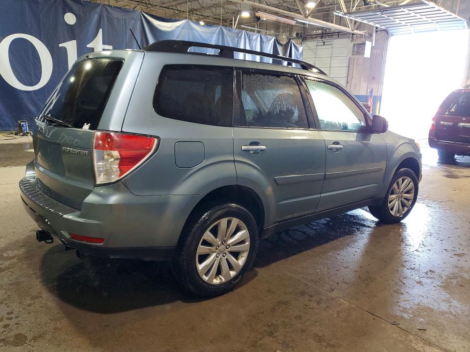 Photo 3 from auction – 2012 SUBARU FORESTER with VIN JF2SHADC7CH457665