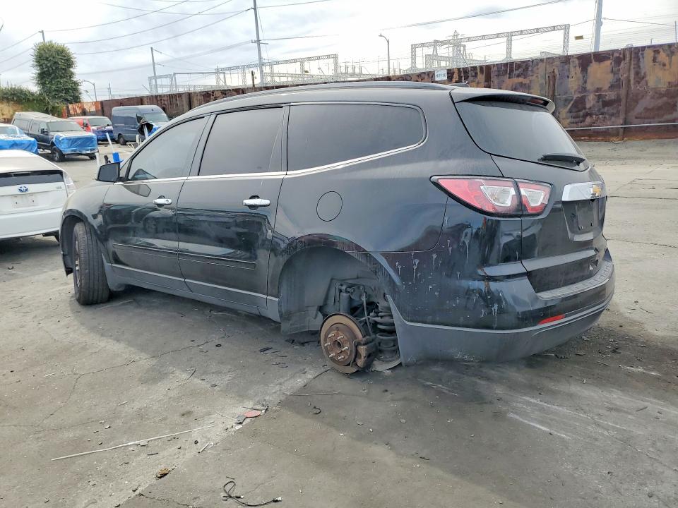 Photo 2 from auction – 2016 CHEVROLET TRAVERSE L with VIN 1GNKRGKD7GJ131137