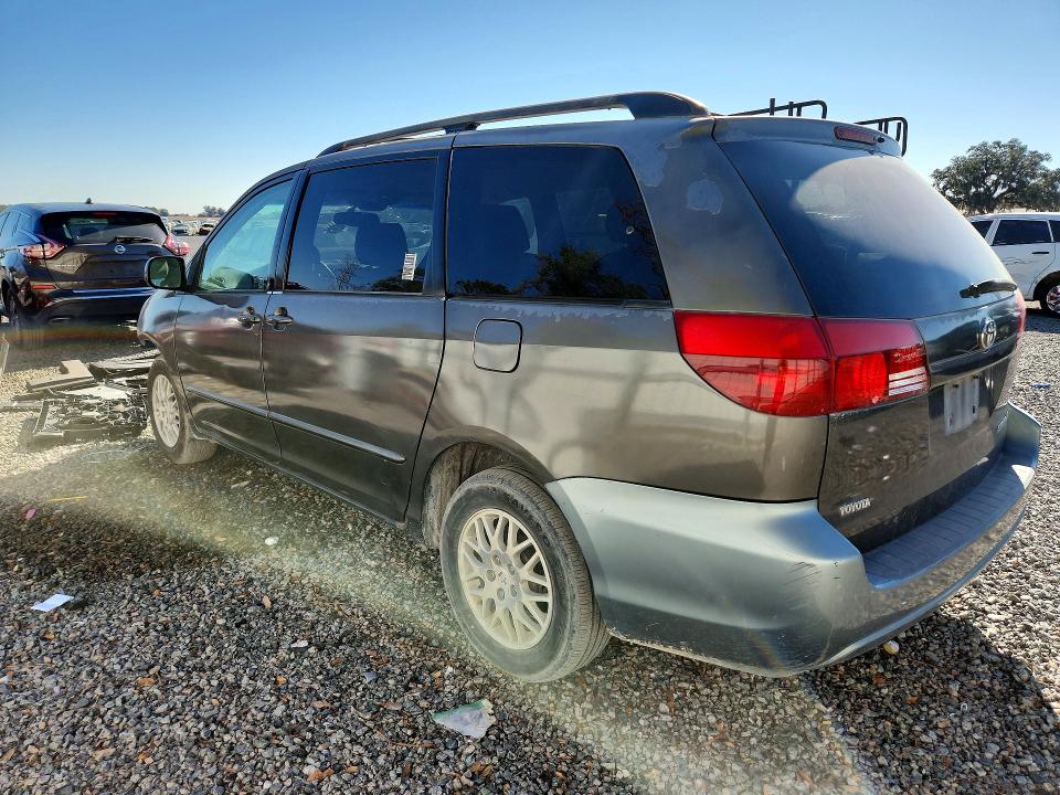 Photo 2 from auction – 2004 TOYOTA SIENNA with VIN 5TDZA23C245101226