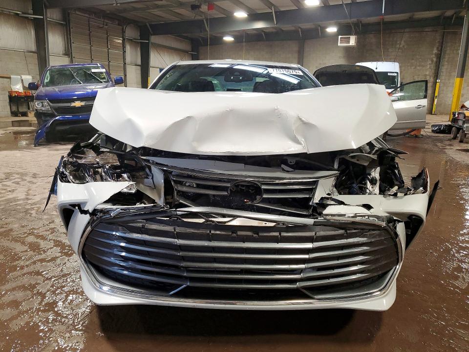 Photo 5 from auction – 2022 TOYOTA AVALON with VIN 4T1AZ1FBXNU085465