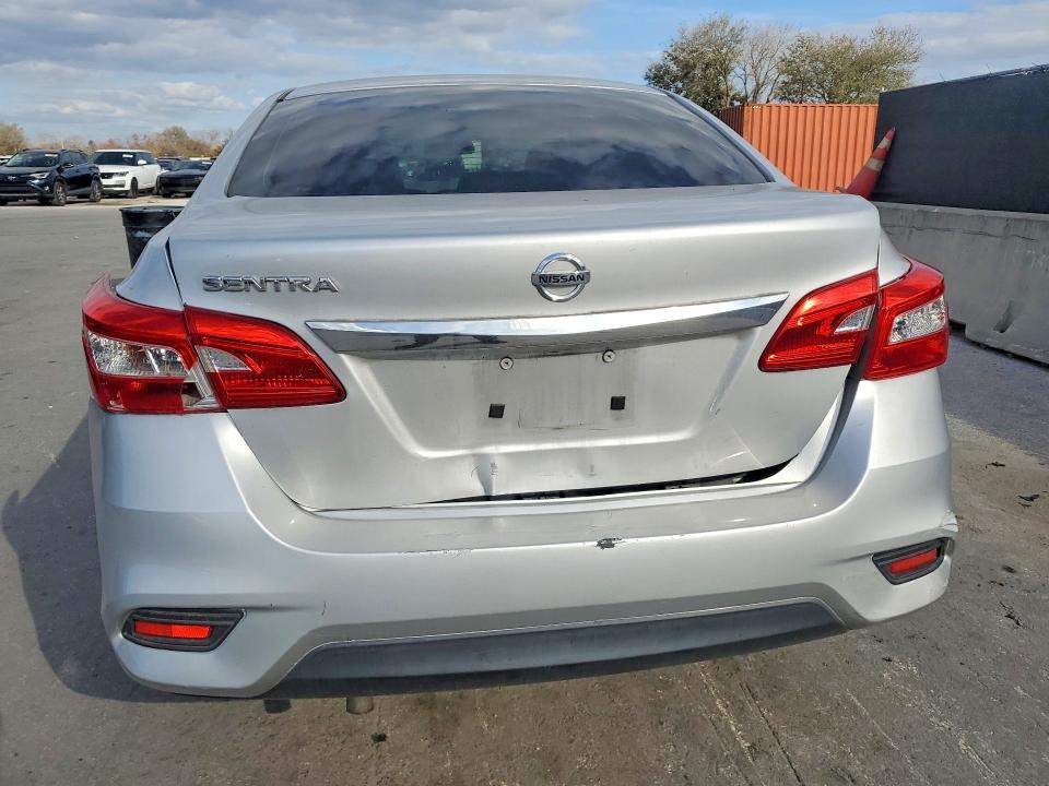 Photo 6 from auction – 2017 NISSAN SENTRA with VIN 3N1AB7AP4HY336855