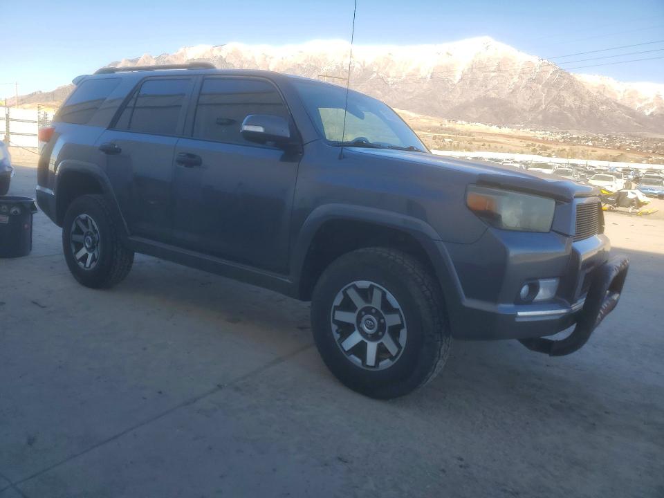 Photo 4 from auction – 2010 TOYOTA 4RUNNER SR with VIN JTEBU5JR0A5005576