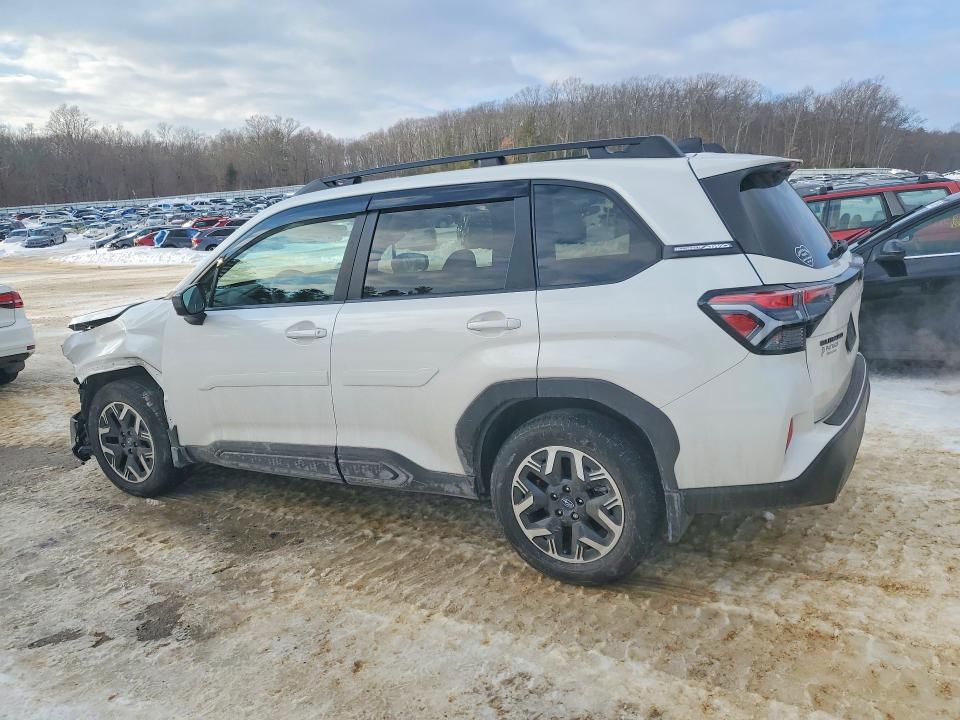Photo 2 from auction – 2025 SUBARU FORESTER with VIN JF2SLDDC5SH517747