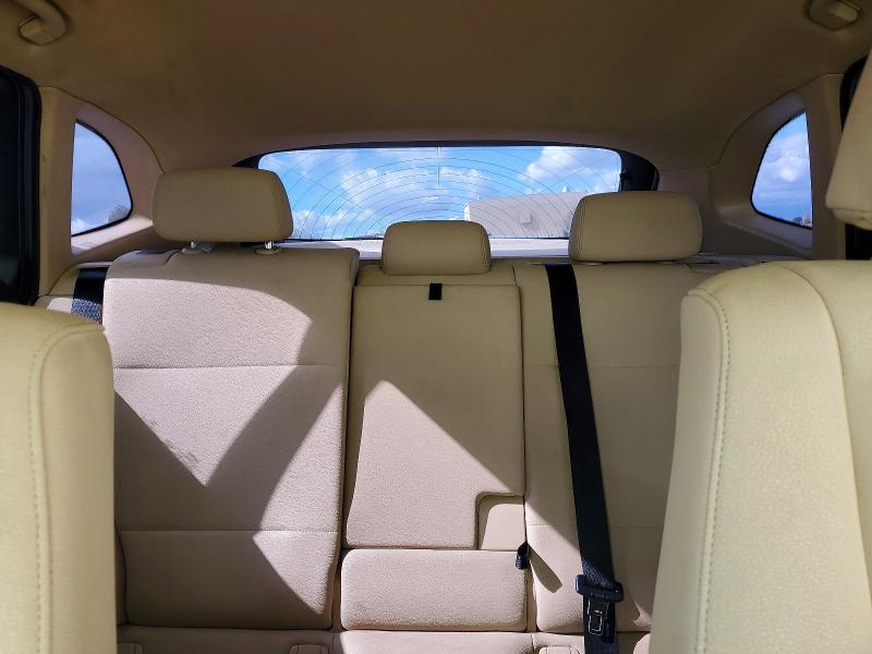 Photo 10 from auction – 2015 BMW X1 with VIN WBAVM1C50FV314750
