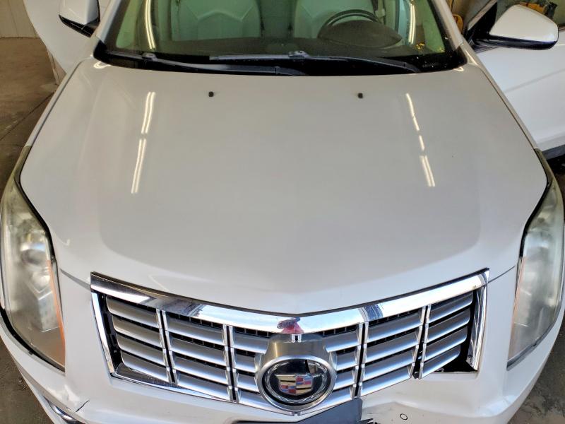Photo 12 from auction – 2015 CADILLAC SRX with VIN 3GYFNDE36FS627447