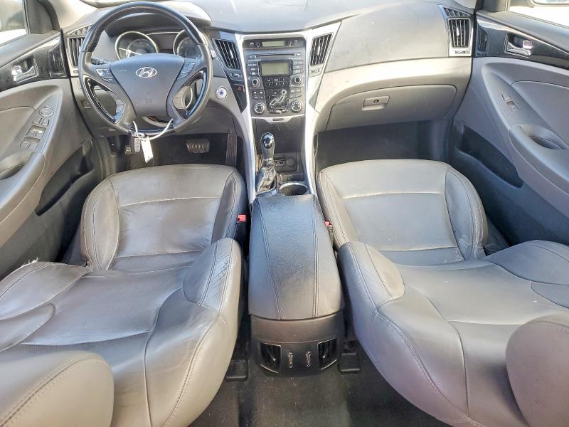Photo 8 from auction – 2012 HYUNDAI SONATA with VIN 5NPEC4AC1CH466685
