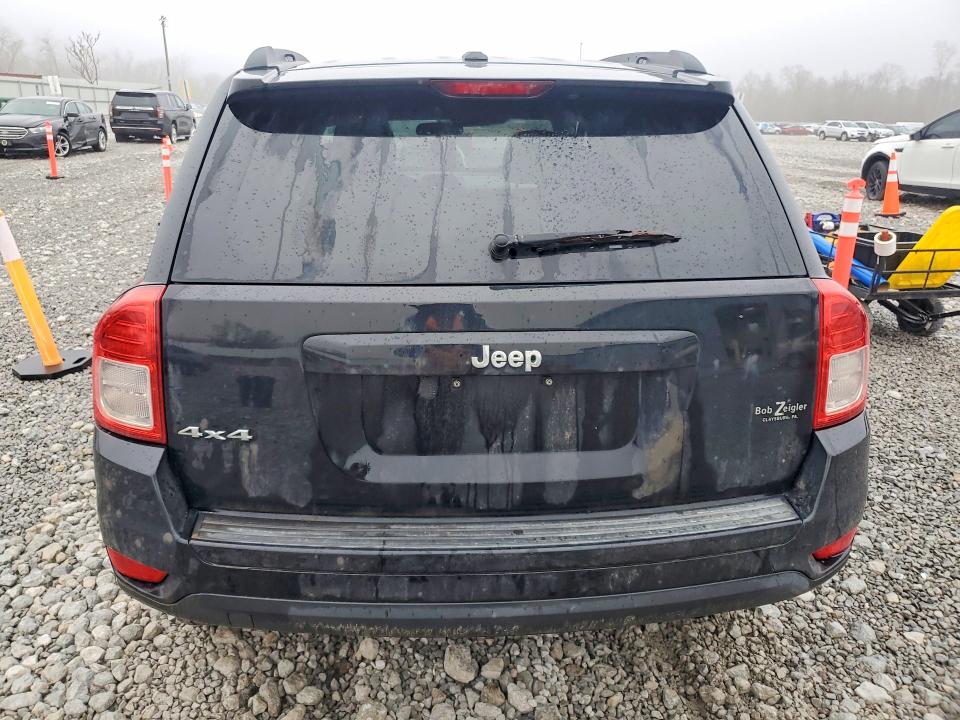 Photo 6 from auction – 2012 JEEP COMPASS with VIN 1C4NJDEB1CD705522