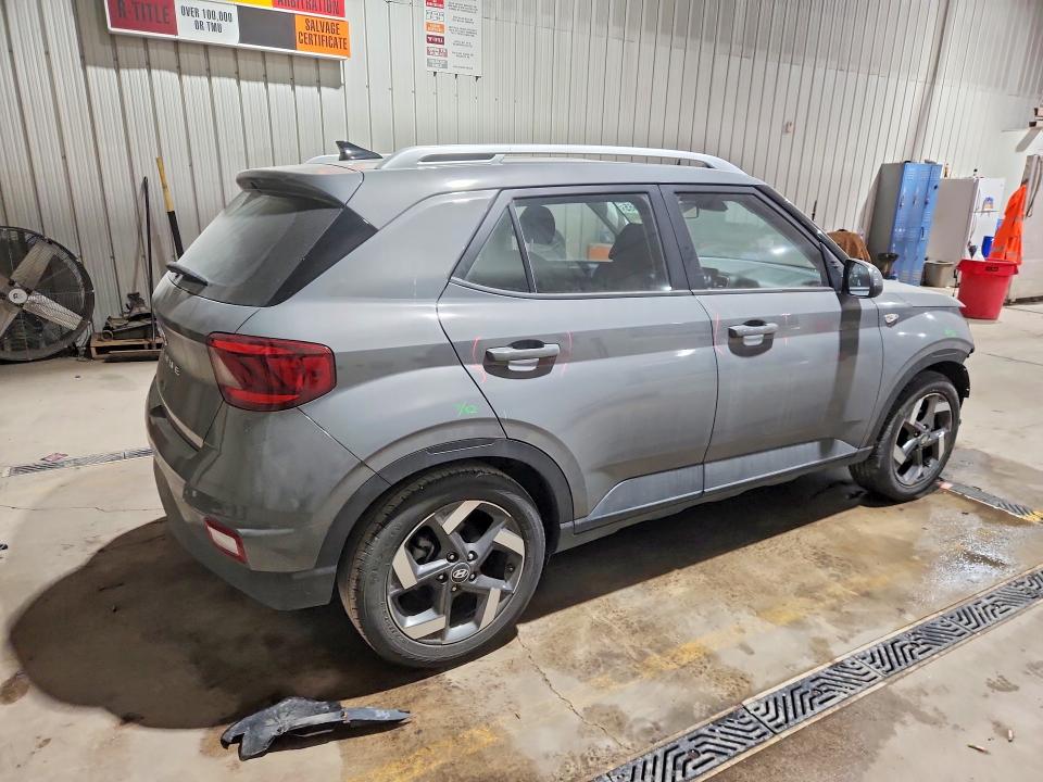 Photo 3 from auction – 2022 HYUNDAI VENUE with VIN KMHRC8A33NU209444