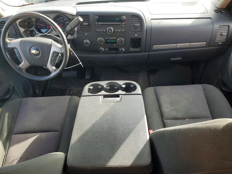 Photo 8 from auction – 2013 CHEVROLET SILVERADO with VIN 1GCRKSE03DZ216349