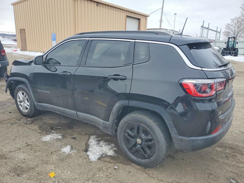 Photo 2 from auction – 2019 JEEP COMPASS with VIN 3C4NJCAB5KT726303