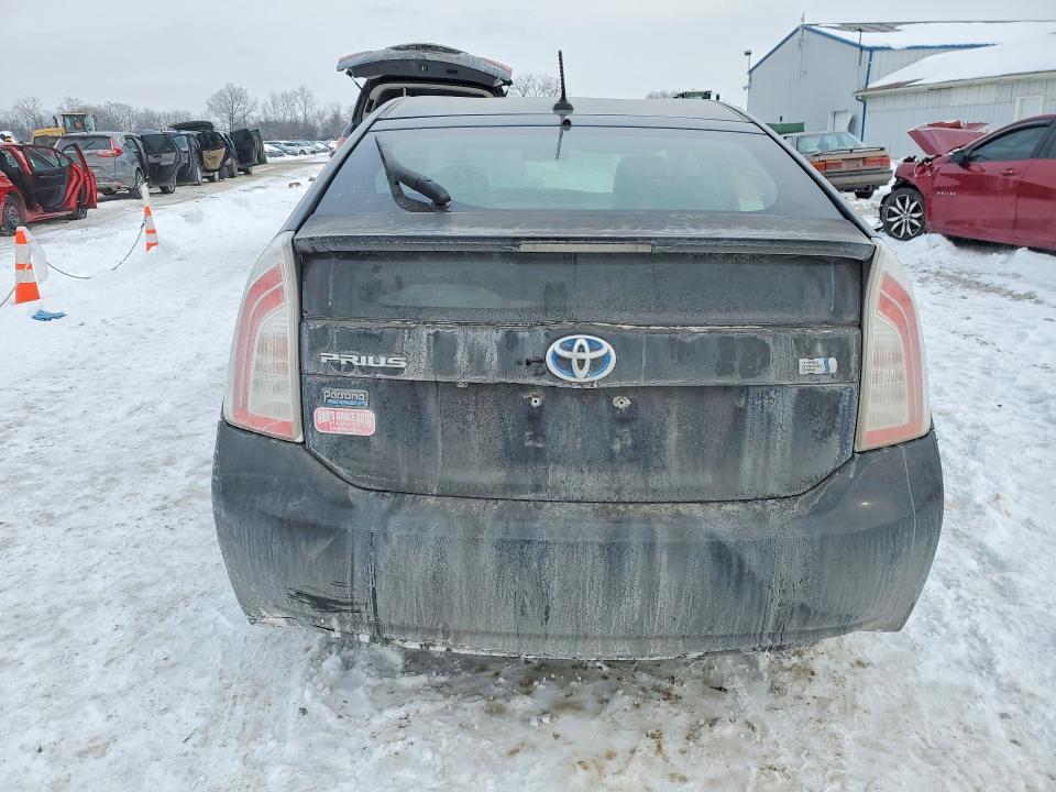 Photo 6 from auction – 2013 TOYOTA PRIUS with VIN JTDKN3DU2D5606837