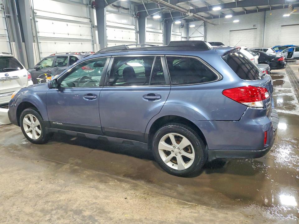 Photo 2 from auction – 2013 SUBARU OUTBACK 2. with VIN 4S4BRCCC8D3255095