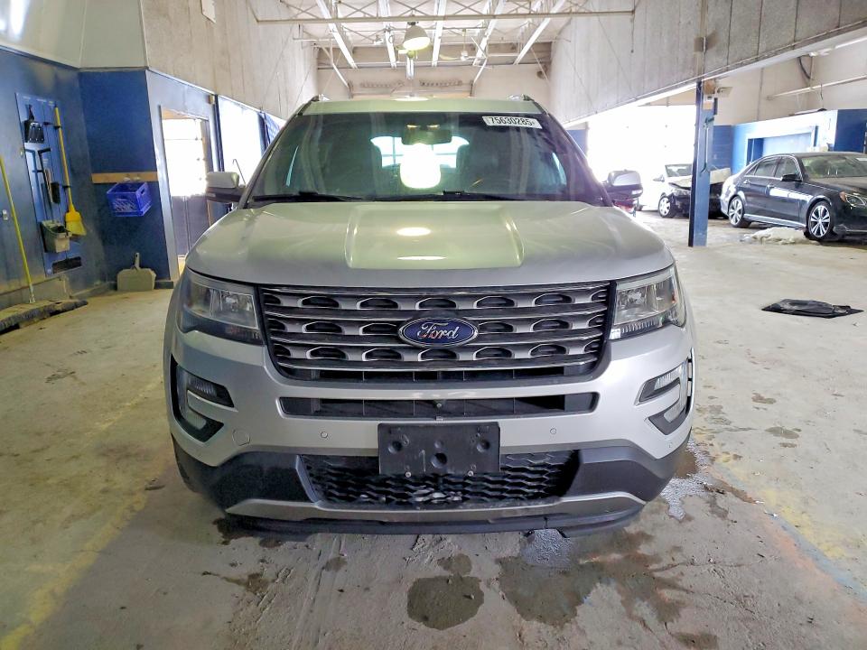 Photo 5 from auction – 2017 FORD EXPLORER with VIN 1FM5K8F81HGA17092