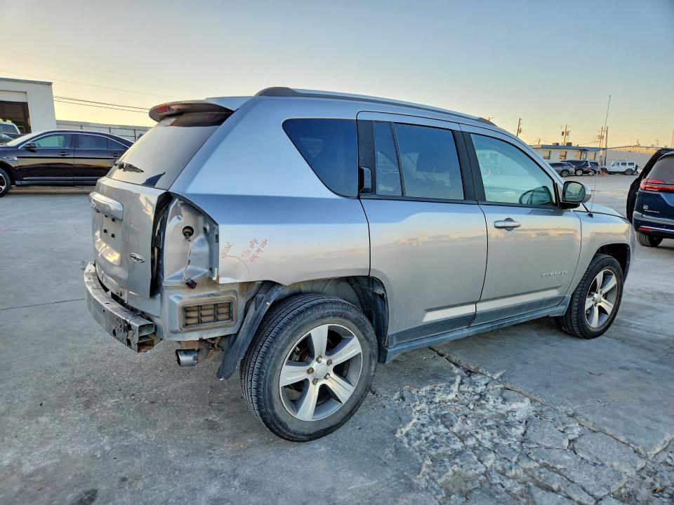 Photo 3 from auction – 2016 JEEP COMPASS with VIN 1C4NJDEB5GD768242