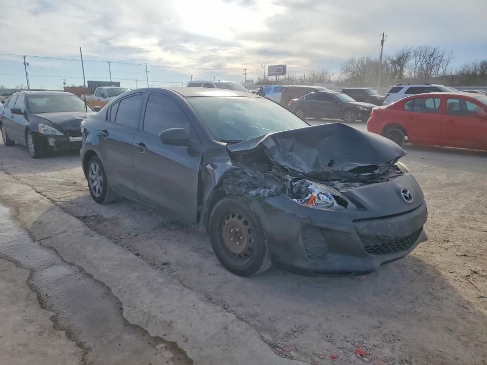 Photo 4 from auction – 2012 MAZDA 3 I with VIN JM1BL1UF3C1559125