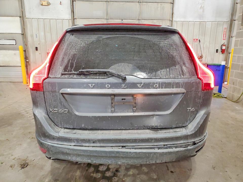 Foto 6 de la subasta – 2016 VOLVO XC60 T6 PR con VIN YV449MDK0G2787635