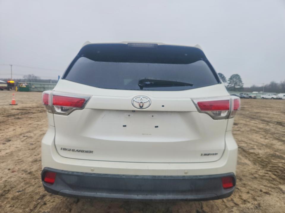 Photo 6 from auction – 2015 TOYOTA HIGHLANDER with VIN 5TDYKRFHXFS059335