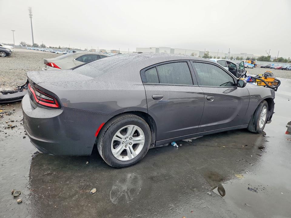 Photo 3 from auction – 2019 DODGE CHARGER with VIN 2C3CDXBGXKH707646