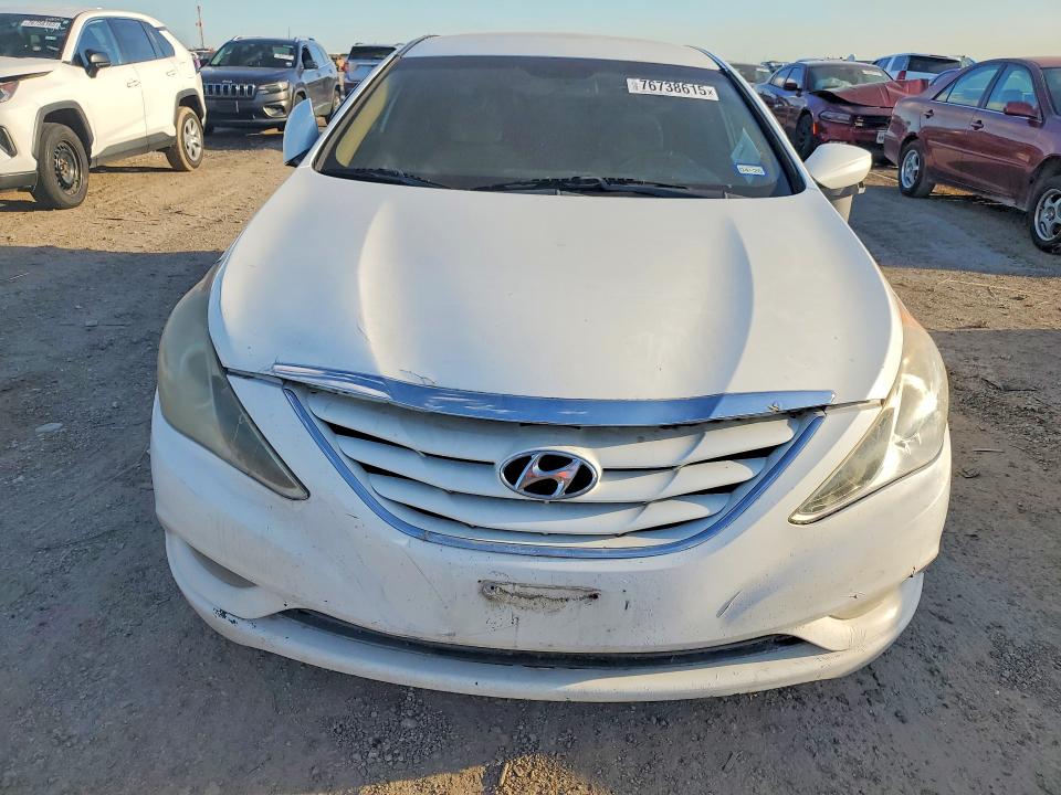 Photo 5 from auction – 2013 HYUNDAI SONATA GLS with VIN 5NPEB4AC0DH513404