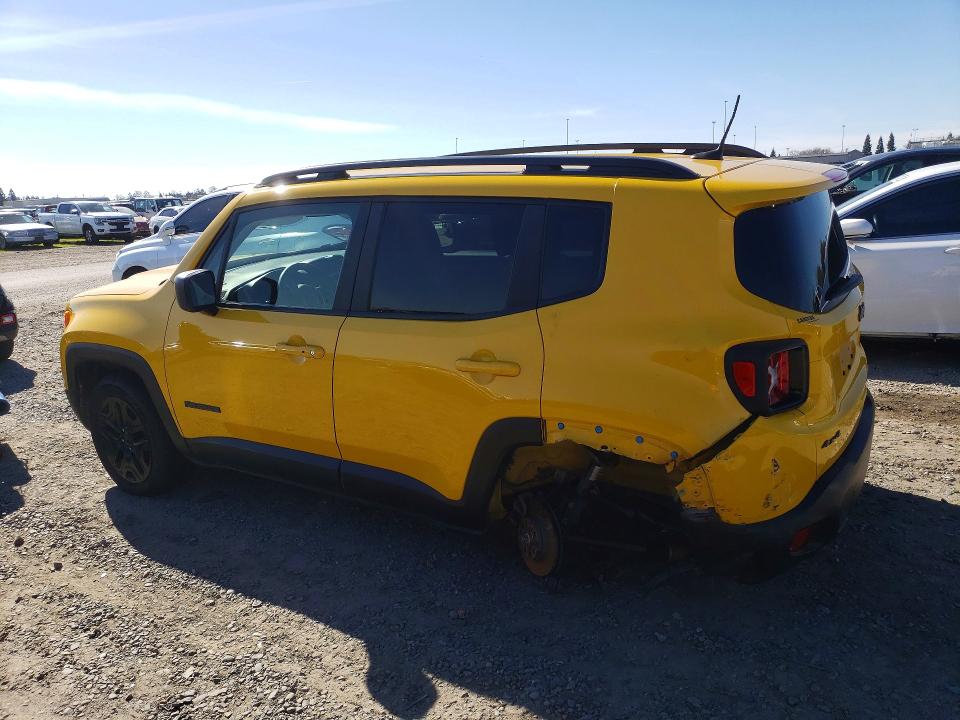 Photo 2 from auction – 2018 JEEP RENEGADE with VIN ZACCJBAB2JPH72050