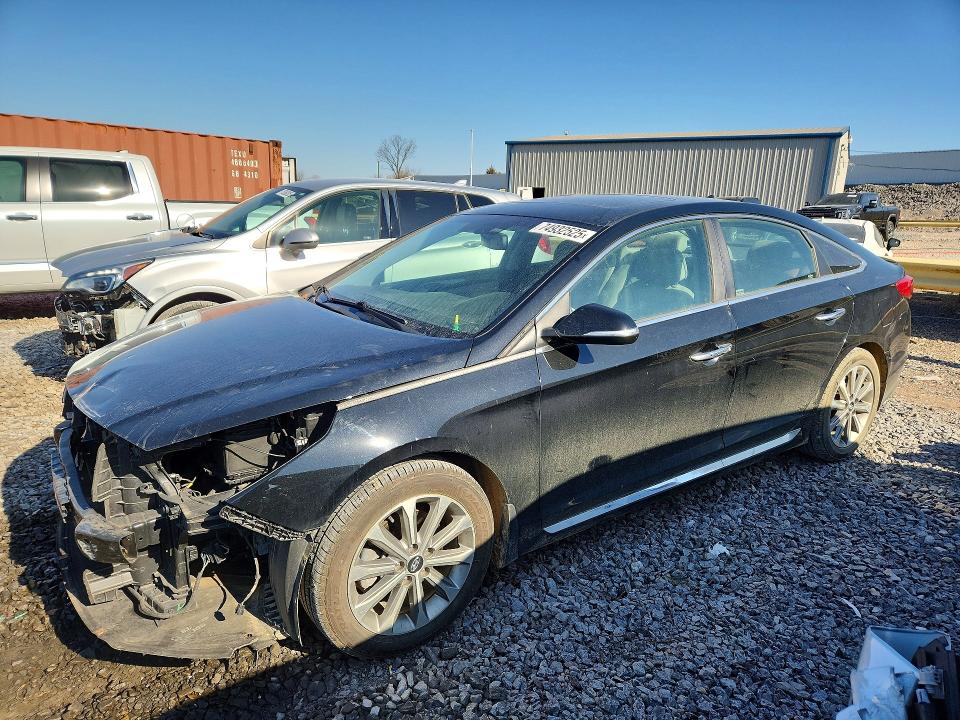 HYUNDAI SONATA 2016 z numerem VIN 5NPE34AF8GH334541 - Zdjęcie z aukcji