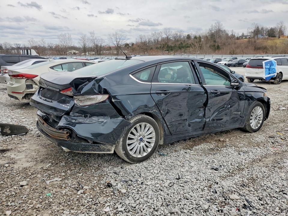Photo 3 from auction – 2014 FORD FUSION with VIN 3FA6P0LU8ER200335
