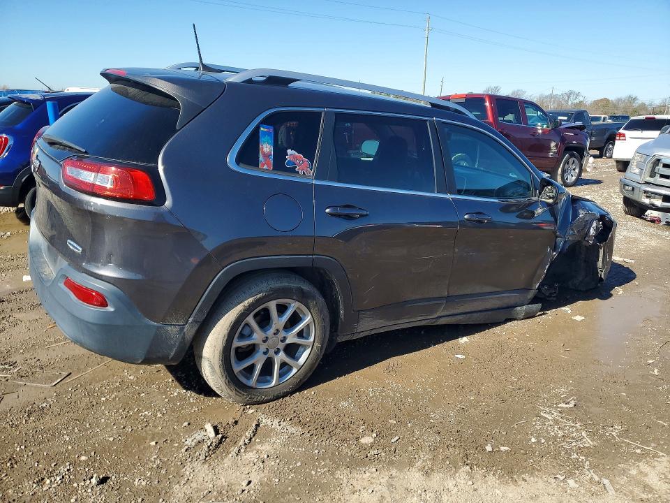 Photo 3 from auction – 2018 JEEP CHEROKEE with VIN 1C4PJLLB2JD510970