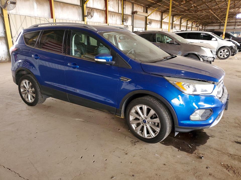 Foto 4 de la subasta – 2017 FORD ESCAPE con VIN 1FMCU9J92HUD22660