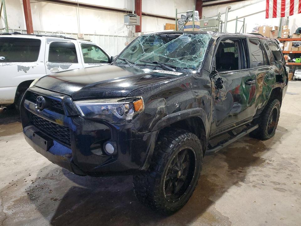 TOYOTA 4RUNNER 2015 with VIN JTEZU5JR8F5084985 - Photo from auction