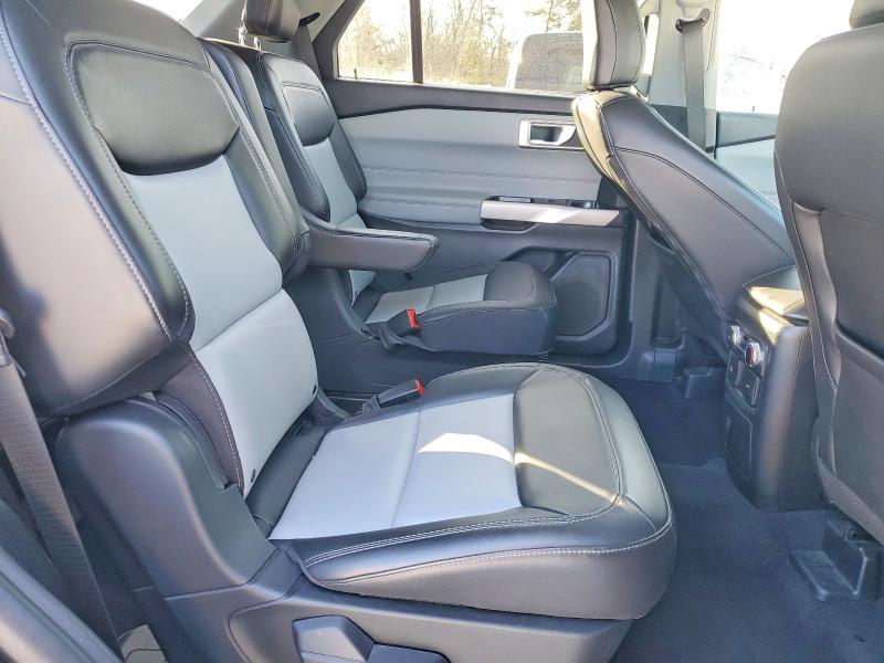 Photo 11 from auction – 2023 FORD EXPLORER with VIN 1FMSK8DH9PGA40060