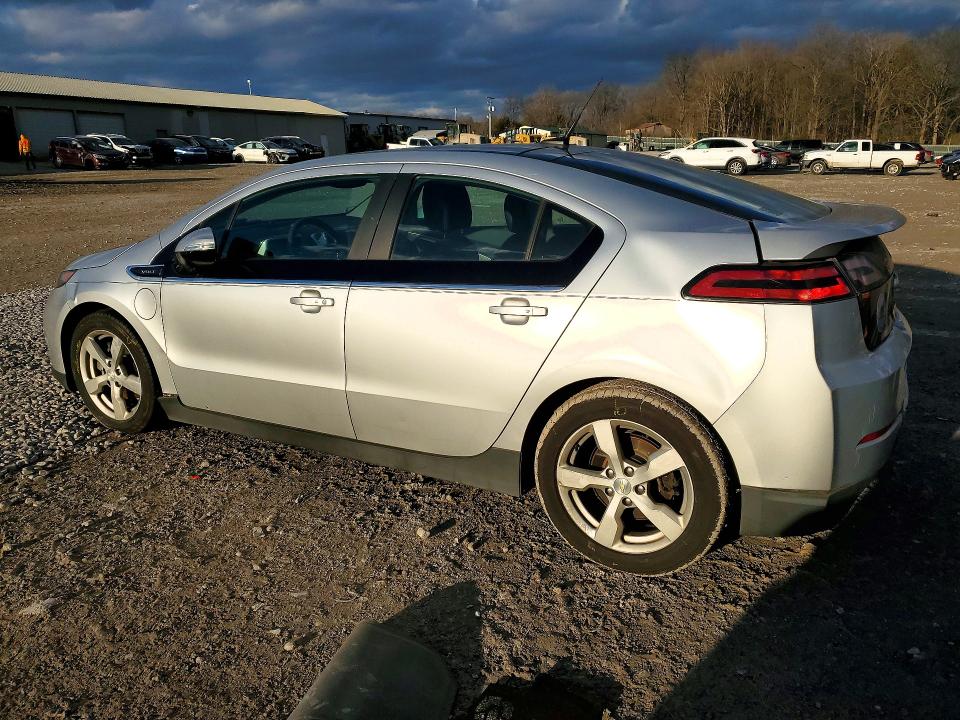 Photo 2 from auction – 2012 CHEV VOLT with VIN 1G1RA6E40CU124262