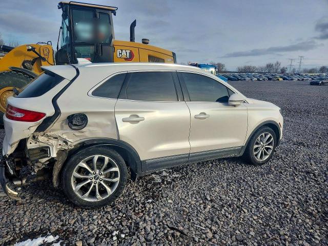 Photo 3 from auction – 2019 LINCOLN MKC SELECT with VIN 5LMCJ2D9XKUL12653