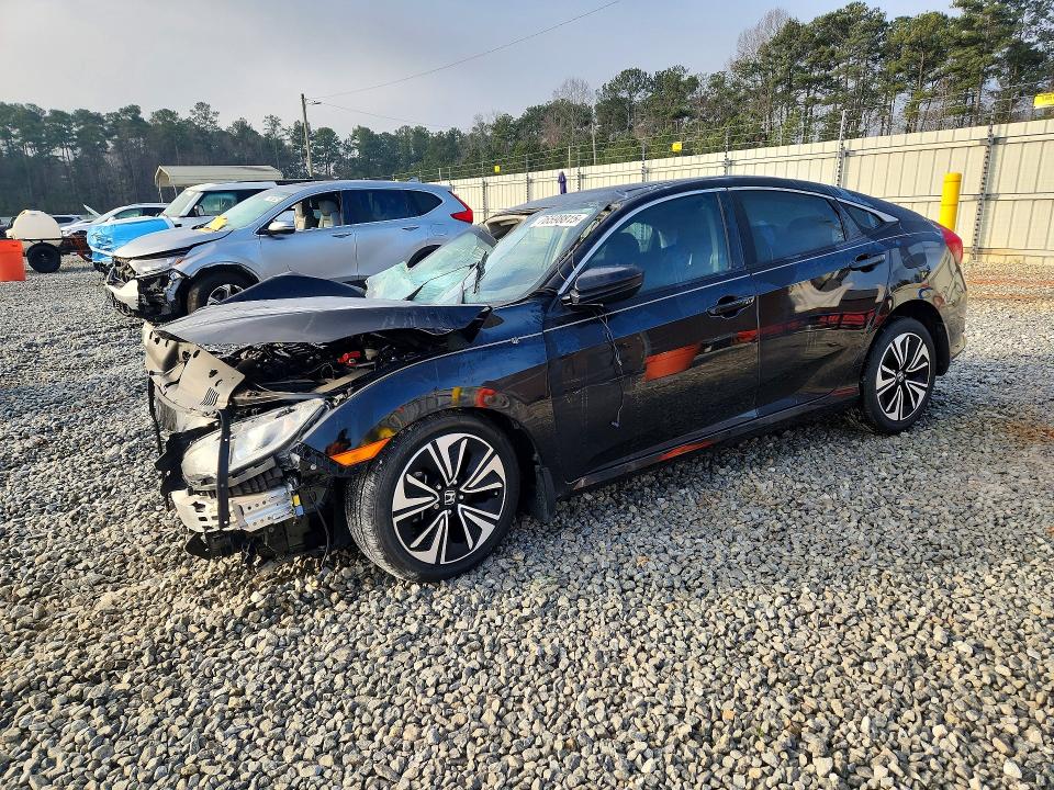 Photo 1 from auction – 2017 HONDA CIVIC EX with VIN 2HGFC1F37HH655919