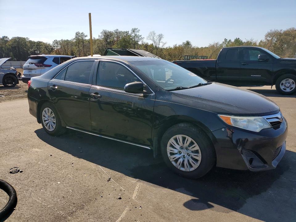 Photo 4 from auction – 2014 TOYOTA CAMRY with VIN 4T1BF1FK4EU359689